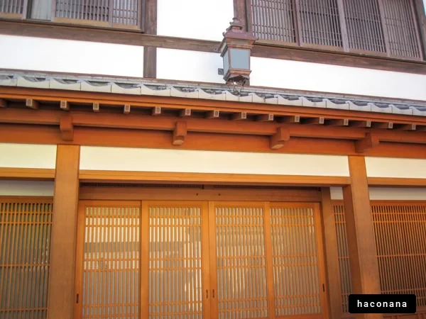 伝統的な和風建築の外観