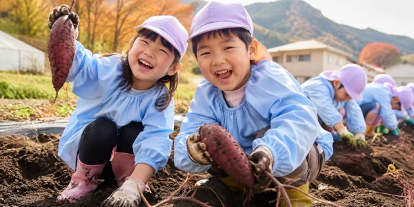 子どもたちのさつまいも掘り体験